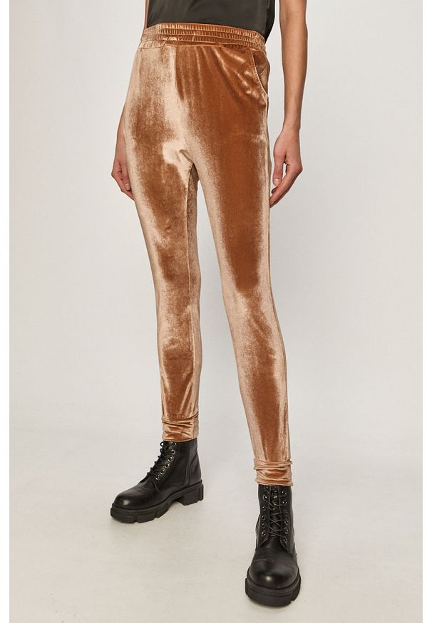 Haily's - Spodnie. Kolor: brązowy. Materiał: poliester, materiał, dzianina, elastan. Wzór: gładki