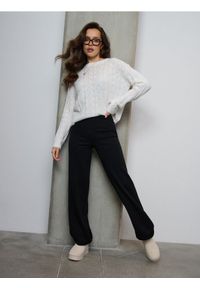 Sinsay - Spodnie wide leg z dzianiny scuba - czarny. Kolor: czarny. Materiał: dzianina #1