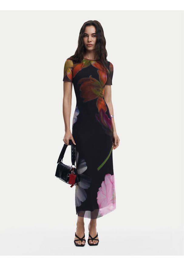 Desigual Sukienka codzienna Roterdam 25SWVK12 Czarny Slim Fit. Okazja: na co dzień. Kolor: czarny. Materiał: syntetyk. Typ sukienki: proste. Styl: casual