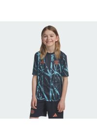 Adidas - Koszulka FC Bayern Pre-Match Kids. Kolor: czarny. Materiał: materiał. Sport: piłka nożna #1