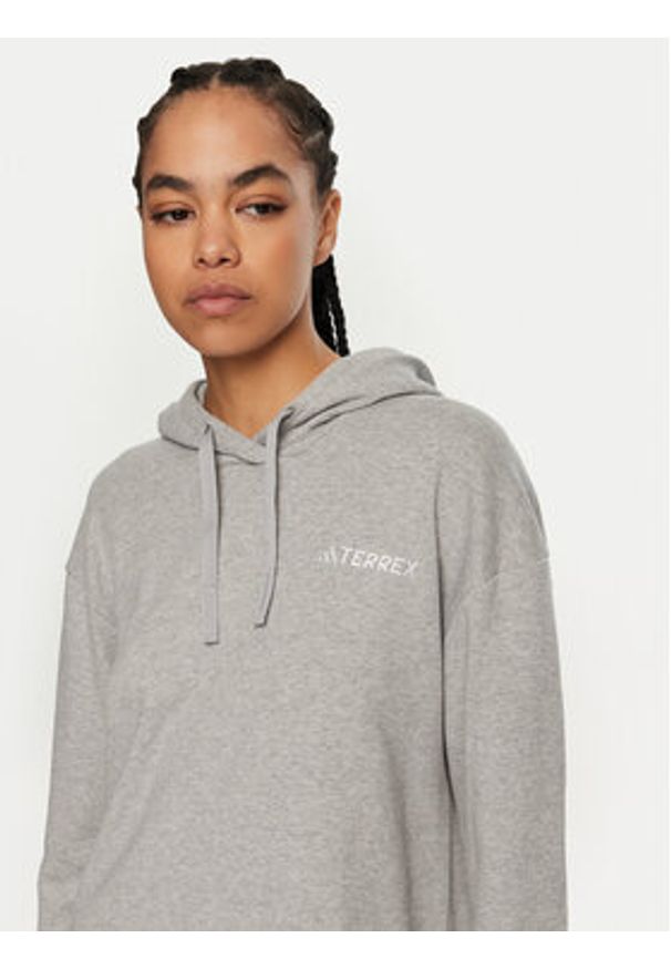 Adidas - adidas Bluza Terrex Logo IB6567 Szary Regular Fit. Kolor: szary. Materiał: bawełna