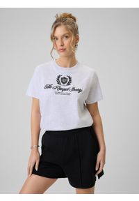 4f - 4F T-shirt boxy z nadrukiem damski - szary XL. Okazja: na co dzień. Kolor: szary. Materiał: dzianina, bawełna, materiał. Wzór: nadruk. Styl: casual #1