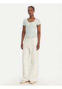 Guess T-Shirt GUESS x NORTH SAILS W6GP01 K2658 Zielony Regular Fit. Kolor: zielony. Materiał: syntetyk #2