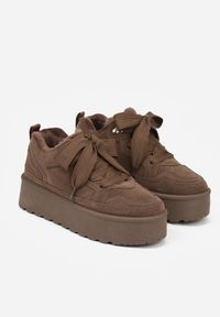 Born2be - Brązowe Sneakersy Vices w Stylu Śniegowców na Platformie z Ozdobnym Futerkiem Nalirea. Okazja: na co dzień, na spacer. Kolor: brązowy. Materiał: futro. Obcas: na platformie. Sport: turystyka piesza #6