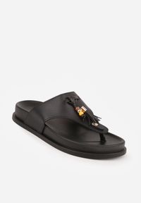 Born2be - Czarne Klapki Typu Japonki Ozdobione Frędzlami Elinryss. Okazja: na co dzień, na spacer. Kolor: czarny. Materiał: len. Wzór: aplikacja. Sezon: lato. Styl: boho, casual, elegancki #5