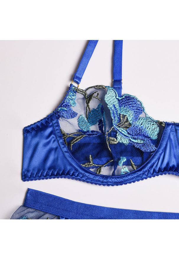 Intica - Komplet bielizny z koronką i kwiatowym wzorem Walda. Kolor: niebieski. Materiał: koronka. Wzór: kwiaty, koronka