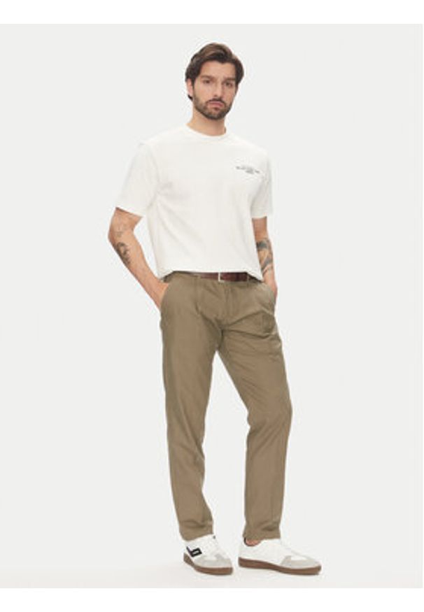 Marc O'Polo Denim T-Shirt 500 0007 261 Écru Oversize. Typ kołnierza: polo. Materiał: bawełna