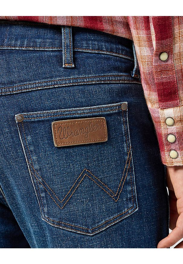 Wrangler - WRANGLER MĘSKIE SPODNIE JEANSOWE LARSTON AZURE FADE 112358058 W18S017435
