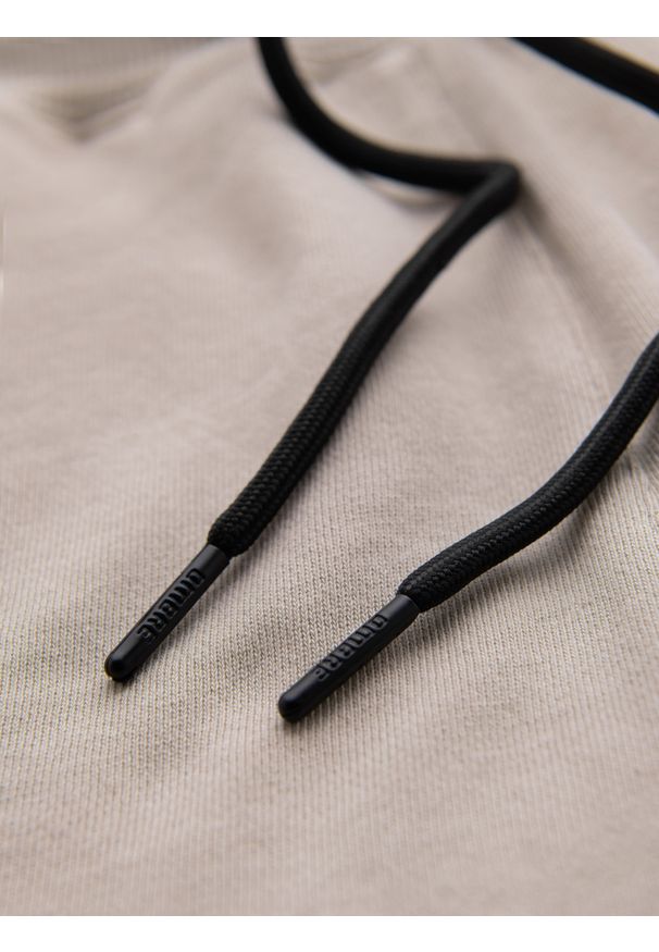 Ombre Clothing - Męskie krótkie dresowe spodenki w szerokie pasy – beżowe V2 - Rozmiar: S. Okazja: na co dzień. Kolor: beżowy. Materiał: dresówka. Długość: krótkie. Styl: sportowy, casual