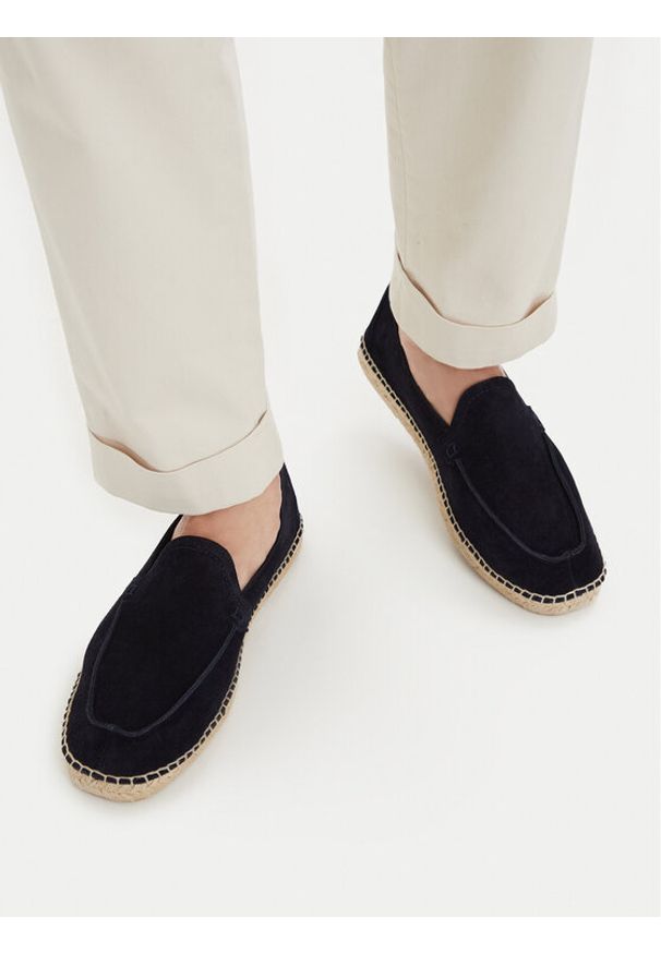Emporio Armani Espadryle EM005854 AF23967 UB117 Granatowy. Kolor: niebieski. Materiał: skóra, zamsz