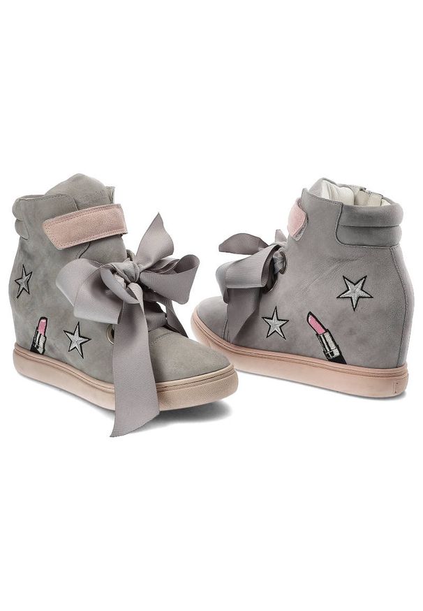 Szare Sneakersy Marshall Skórzane Buty Damskie. Okazja: na co dzień. Kolor: szary. Materiał: skóra. Szerokość cholewki: normalna. Wzór: haft. Obcas: na koturnie. Styl: casual, elegancki, klasyczny