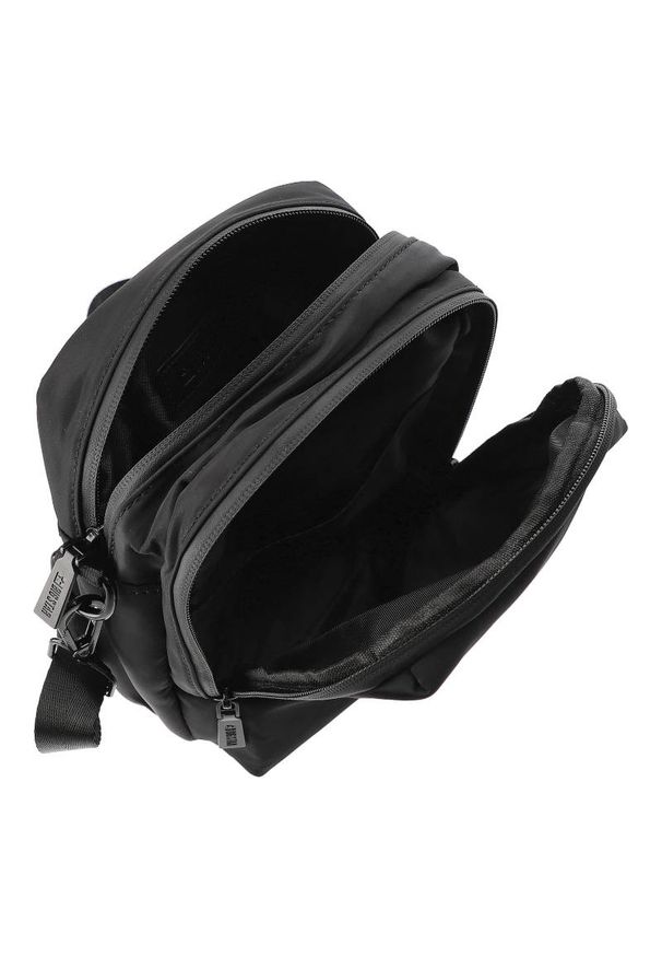 Big Star Accessories - Czarna Torba Big Star Męska Saszetka Na Pasku. Kolor: czarny. Styl: casual, klasyczny. Rodzaj torebki: na ramię