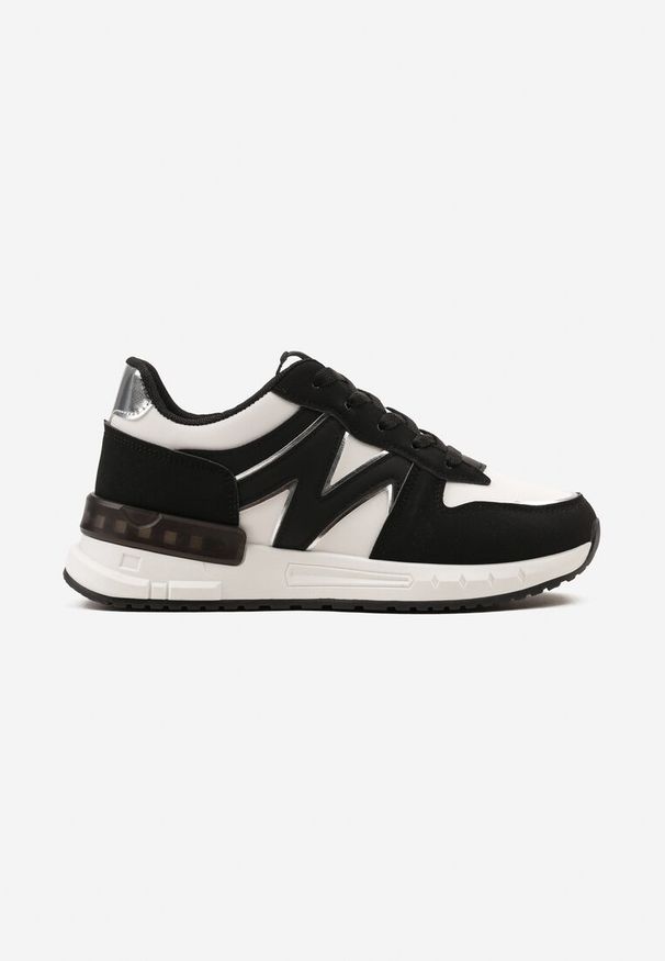 Renee - Czarno-Białe Płaskie Sneakersy ze Sznurowaniem z Metalicznymi Wstawkami Remarie. Okazja: na co dzień. Nosek buta: okrągły. Zapięcie: sznurówki. Kolor: czarny. Materiał: jeans, skóra. Obcas: na obcasie. Wysokość obcasa: niski
