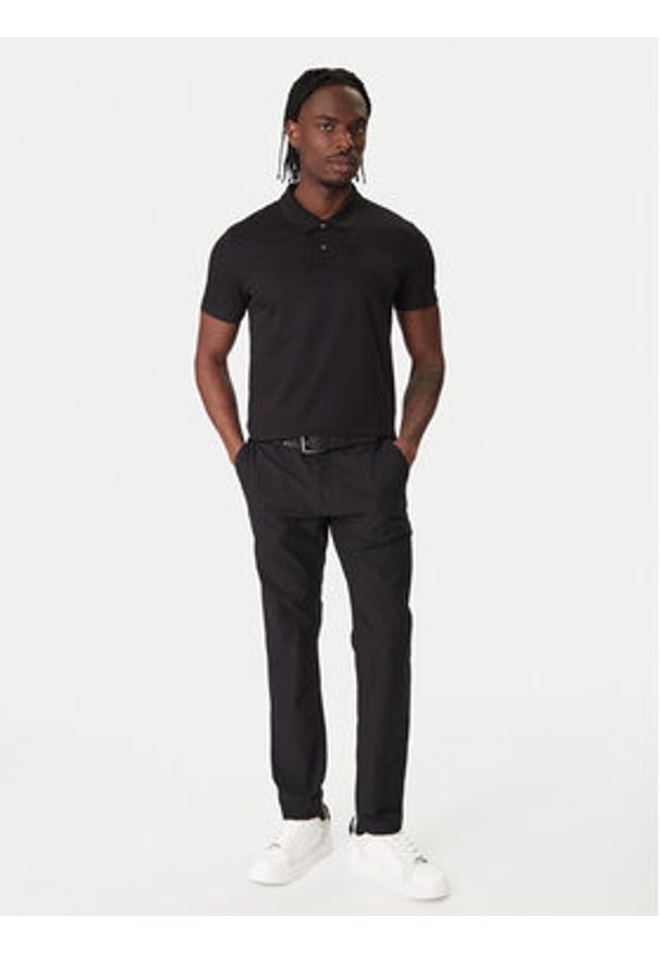 Calvin Klein Polo LV04LC254G Czarny Slim Fit. Typ kołnierza: polo. Kolor: czarny. Materiał: bawełna