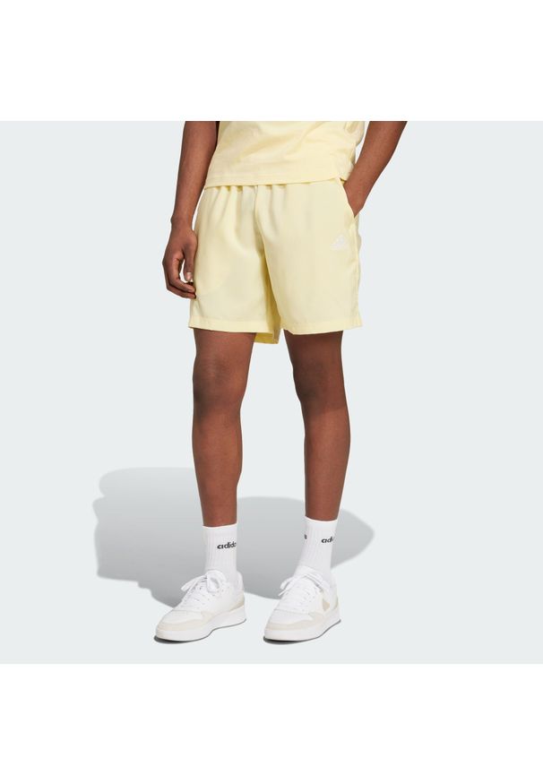Adidas - Szorty AEROREADY Essentials Chelsea Small Logo. Kolor: żółty. Sport: fitness