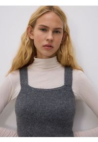 Reserved - Top z domieszką wełny - ciemnoszary. Kolor: szary. Materiał: wełna #1