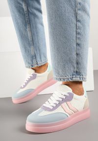 Renee - Różowo-Niebieskie Sneakersy Tenisówki Ozdobione Paskami Falovinia. Okazja: na co dzień. Zapięcie: pasek. Kolor: różowy. Materiał: jeans. Wzór: aplikacja #3