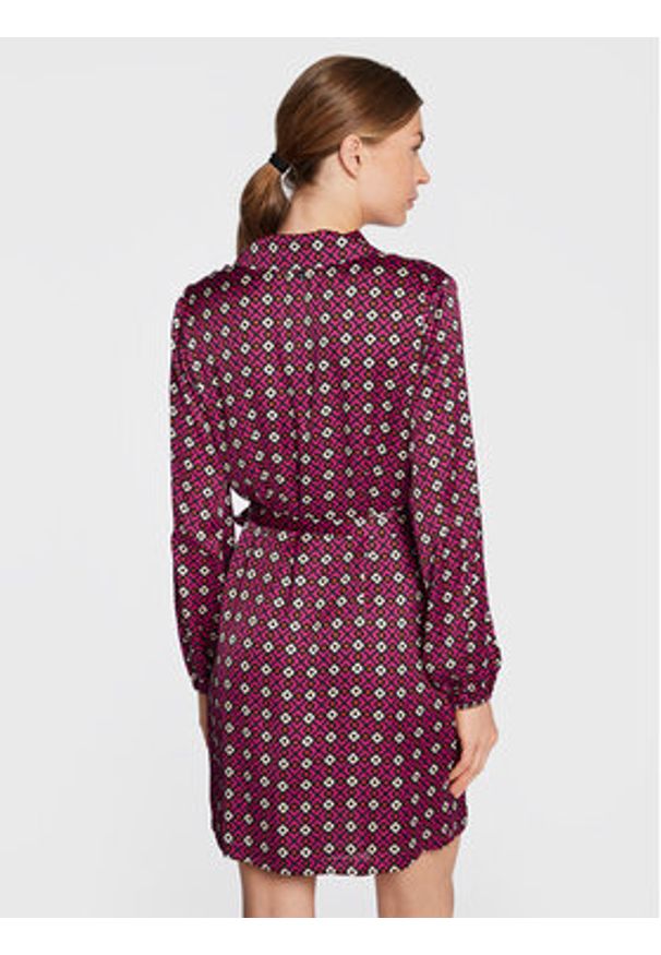 Liu Jo Sukienka codzienna WF2100 T5958 Różowy Regular Fit. Okazja: na co dzień. Kolor: różowy. Materiał: syntetyk. Typ sukienki: proste. Styl: casual