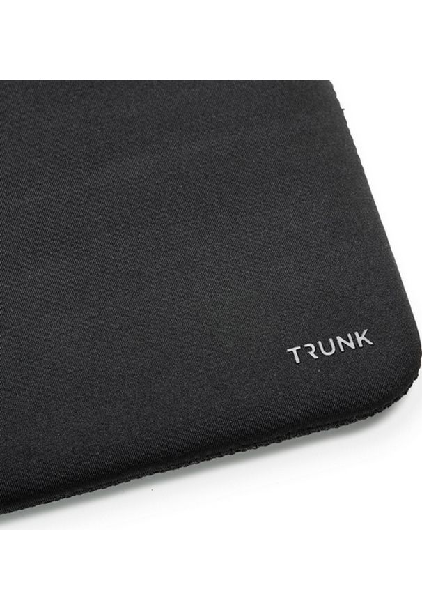 Etui Trunk Neoprene Sleeve do MacBook 15'' czarny. Kolor: czarny. Materiał: nylon. Styl: elegancki, casual