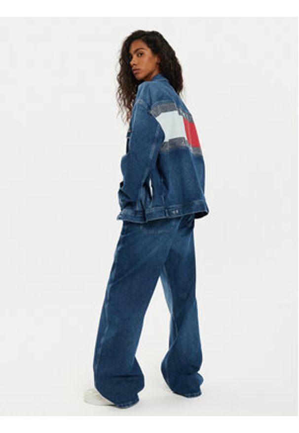 Tommy Jeans Kurtka jeansowa Daisy DW0DW19745 Granatowy Oversize. Kolor: niebieski. Materiał: bawełna