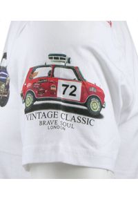 Bawełniany T-Shirt, Męski - Brave Soul - Retro Auta - Biały. Okazja: na co dzień. Kolor: biały. Materiał: bawełna. Wzór: nadruk. Sezon: wiosna, lato. Styl: retro #8
