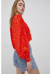Levi's® - Levi's bluzka damska kolor czerwony. Okazja: na co dzień, na spotkanie biznesowe. Kolor: czerwony. Materiał: tkanina. Styl: biznesowy, casual
