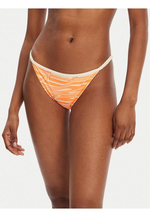 Puma Dół od bikini 947045 Pomarańczowy. Kolor: pomarańczowy. Materiał: syntetyk