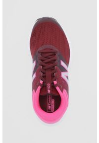 New Balance Buty W520CR7 kolor fioletowy na płaskiej podeszwie. Nosek buta: okrągły. Zapięcie: sznurówki. Kolor: fioletowy. Obcas: na płaskiej podeszwie #4