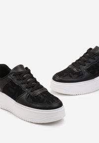Born2be - Czarne Sznurowane Sneakersy na Grubej Podeszwie z Brokatowym Zdobieniem Samuellis. Kolor: czarny. Wzór: aplikacja #5