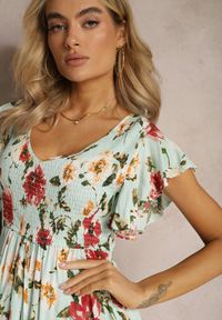 Renee - Jasnozielona Wiskozowa Sukienka w Kwiatowy Print Rozkloszowana Maxi Veradisia. Okazja: na plażę, na spacer. Kolor: zielony. Materiał: wiskoza. Wzór: kwiaty, nadruk. Sezon: lato. Długość: maxi #5