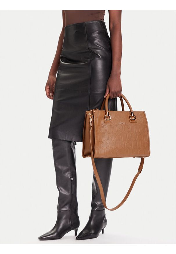 Liu Jo Torebka Ecs M Satchel AF5008 E0538 Brązowy. Kolor: brązowy. Materiał: skórzane