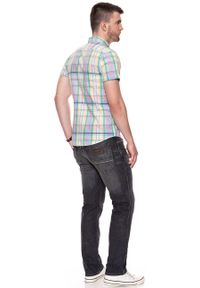 Wrangler - KOSZULA MĘSKA KRÓTKI RĘKAW WRANGLER SS 1PKT BUTTON-DOWN SEA PINK W5944NQWF 112129757. Typ kołnierza: button down. Materiał: bawełna. Długość rękawa: krótki rękaw. Długość: krótkie #3