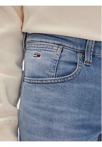 Tommy Jeans Szorty jeansowe Ronnie DM0DM20962 Niebieski Slim Fit. Kolor: niebieski. Materiał: bawełna