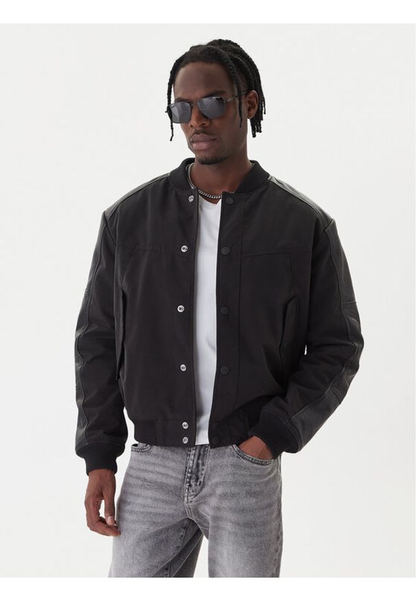 G-Star RAW - G-Star Raw Kurtka bomber Varsity D26928 C408 Czarny Regular Fit. Kolor: czarny. Materiał: syntetyk