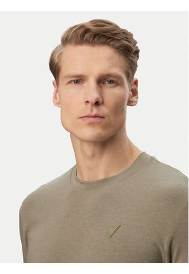 Guess T-Shirt Z2YI12 JR06K Zielony Regular Fit. Kolor: zielony