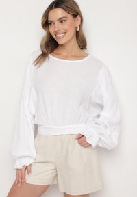 Born2be - Biała Bluzka z Bawełny o Nietoperzowym Kroju z Wiązaniem Sepene. Kolor: biały. Materiał: bawełna #3