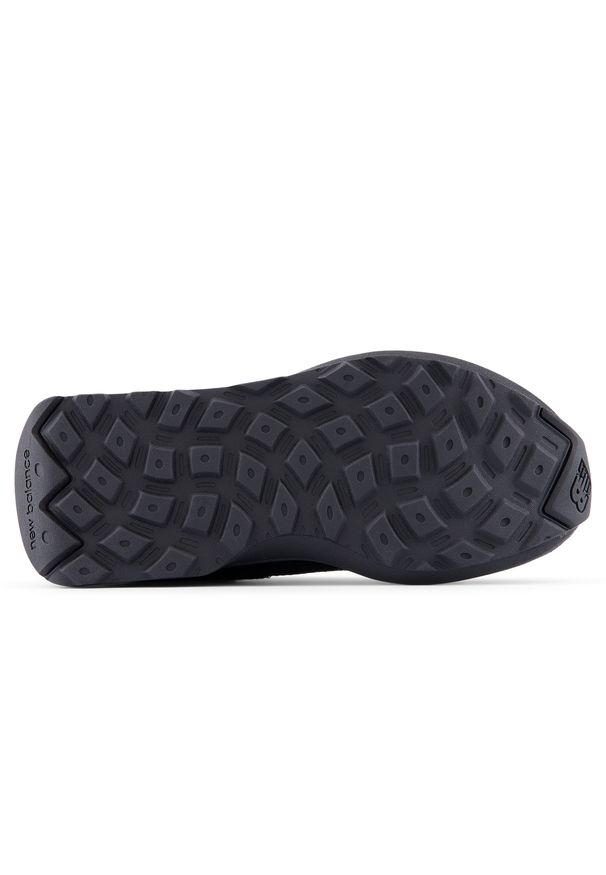 Buty dziecięce New Balance PH370BB – czarne. Kolor: czarny. Materiał: zamsz, skóra. Szerokość cholewki: normalna