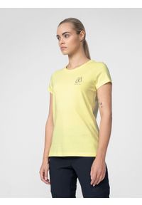 4f - T-shirt regular z bawełny organicznej damski. Kolor: żółty. Materiał: bawełna. Wzór: nadruk
