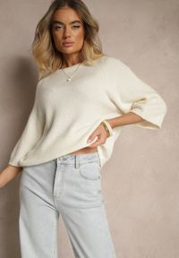 Renee - Jasnobeżowy Sweter z Rękawami 3/4 z Wełną Dannalin. Okazja: na co dzień, na spotkanie biznesowe. Typ kołnierza: dekolt w łódkę. Kolor: beżowy. Materiał: wełna. Długość rękawa: krótki rękaw. Długość: krótkie. Sezon: wiosna. Styl: biznesowy, klasyczny, elegancki, casual #5
