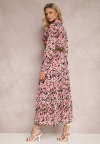 Renee - Różowa Sukienka Mossaxe. Kolor: różowy. Materiał: tkanina. Długość rękawa: długi rękaw. Typ sukienki: kopertowe. Długość: midi #3