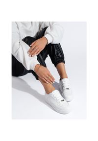 W.Potocki - W. Potocki Biała sneakersy na platformie Shelovet białe. Kolor: biały. Obcas: na platformie #3