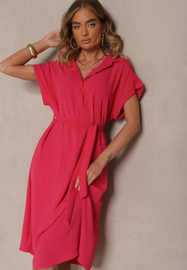 Renee - Różowa Pudełkowa Sukienka z Bawełną i Paskiem Savorienne. Okazja: na co dzień. Kolor: czerwony. Materiał: bawełna. Styl: casual, elegancki