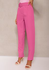 Renee - Ciemnoróżowe Spodnie Garniturowe High Waist z Paskiem Wenus. Okazja: na spotkanie biznesowe, na co dzień. Stan: podwyższony. Kolor: różowy. Materiał: tkanina, materiał. Wzór: jednolity, gładki. Styl: casual, biznesowy #4