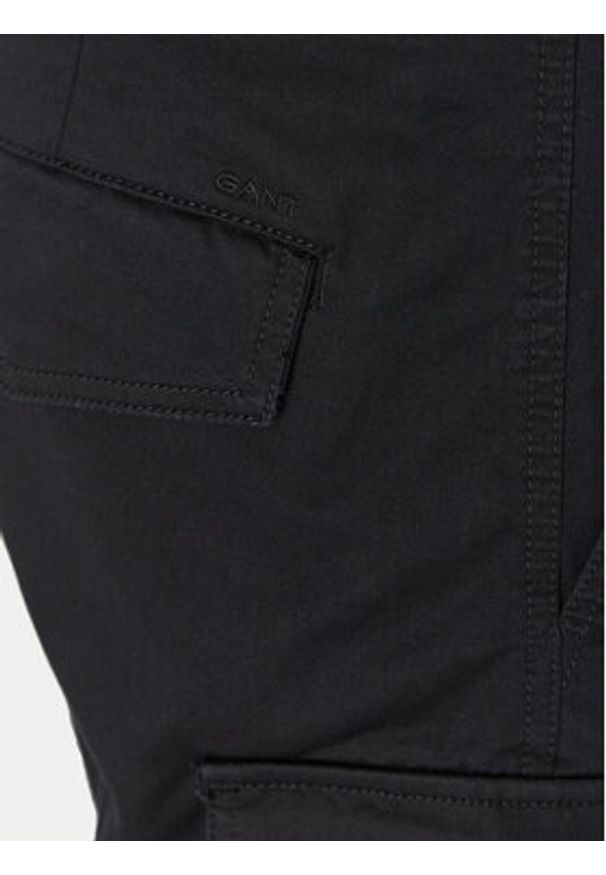 GANT - Gant Szorty materiałowe 205069 Czarny Relaxed Fit. Kolor: czarny. Materiał: bawełna