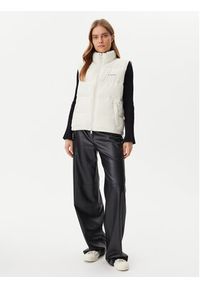 Guess Jeans Bezrękawnik W4BN59 WGII2 Écru Regular Fit. Kolor: kremowy. Materiał: syntetyk. Długość rękawa: bez rękawów #2