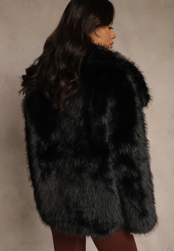 Renee - Czarna Dwurzędowa Kurtka Futerko Oversize Nenalla. Okazja: na co dzień. Kolor: czarny. Materiał: futro. Styl: casual