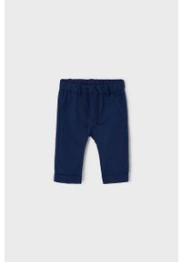 Mayoral Newborn spodnie dziecięce kolor granatowy gładkie. Okazja: na co dzień. Kolor: niebieski. Wzór: gładki. Styl: casual