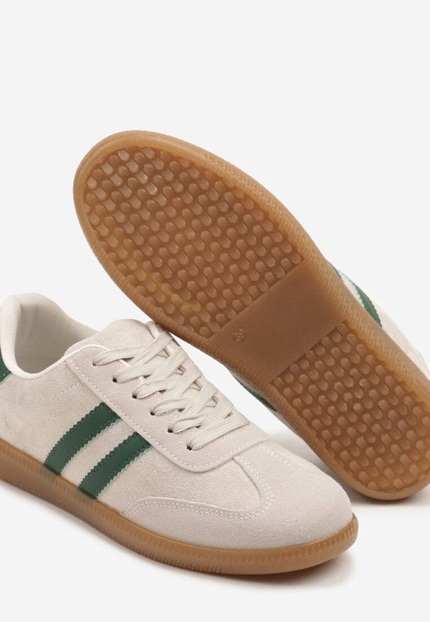 Born2be - Beżowo-Zielone Sneakersy w Stylu Klasycznych Tenisówek z Ozdobnymi Przeszyciami Revasa. Kolor: beżowy. Materiał: jeans. Szerokość cholewki: normalna