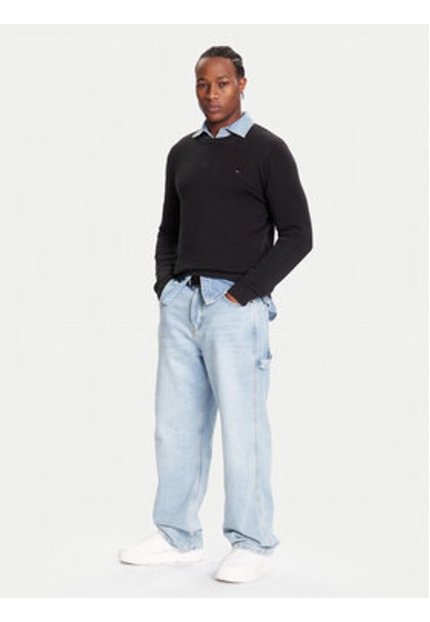 Tommy Jeans Sweter DM0DM21787 Czarny Regular Fit. Kolor: czarny. Materiał: bawełna