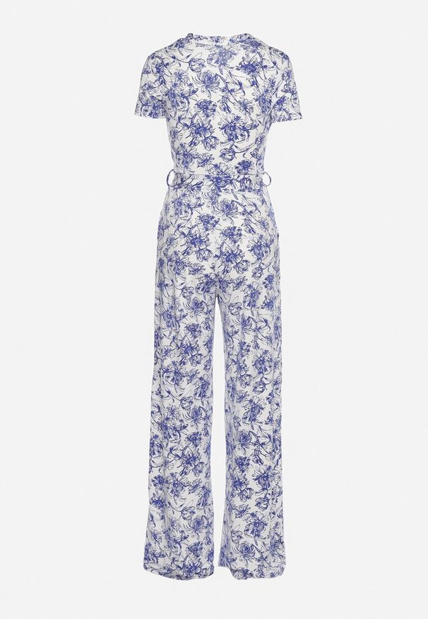 Born2be - Biało-Niebieski Kombinezon w Kwiaty z Krótkim Rękawem i Dekoltem w Serek z Długimi Nogawkami Nestaanne. Okazja: na co dzień. Kolor: biały. Materiał: jeans. Długość rękawa: krótki rękaw. Długość: krótkie. Wzór: kwiaty. Styl: casual, elegancki, wizytowy